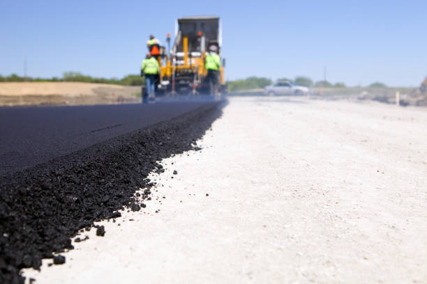 Best Commercial Driveway Paving in Bayou Lourse, LA